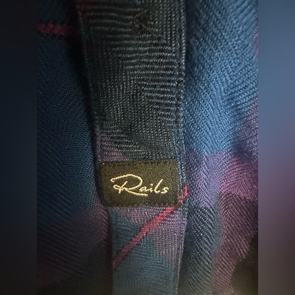 Rails Women's Blue Plaid Long Sleeve Blouse, Button Front, Size L - Picture 5 of 7